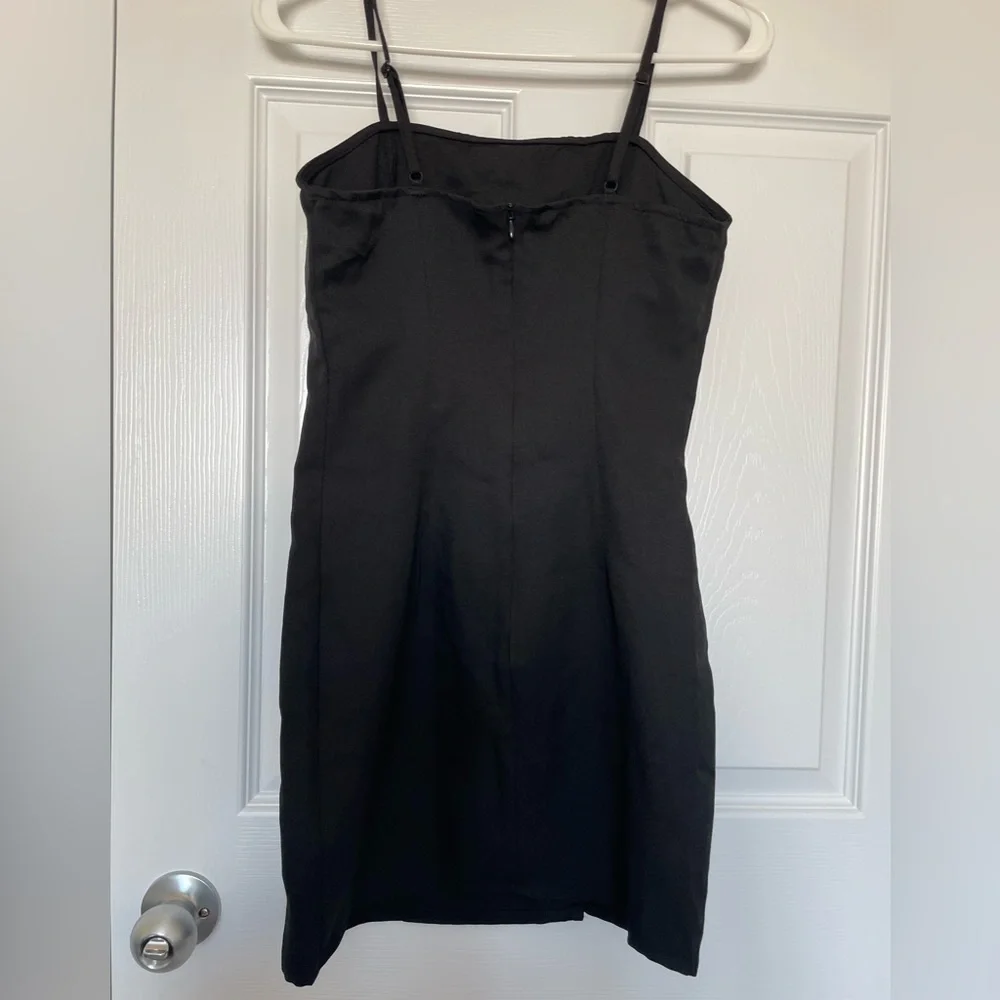 ❌SOLD❌Mini Shein Dress - Picture 4 of 5